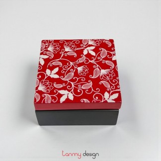 Mini square lacquer box 8*H5/ 9*H6cm ( different designs )